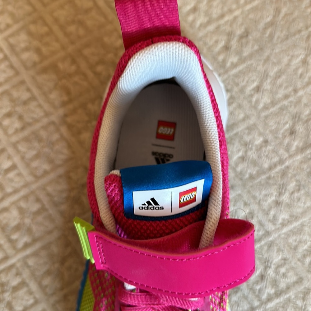 ADIDAS X LEGO® SPORT PRO EL K SNEAKER - kids size 3 - Picture 3 of 7